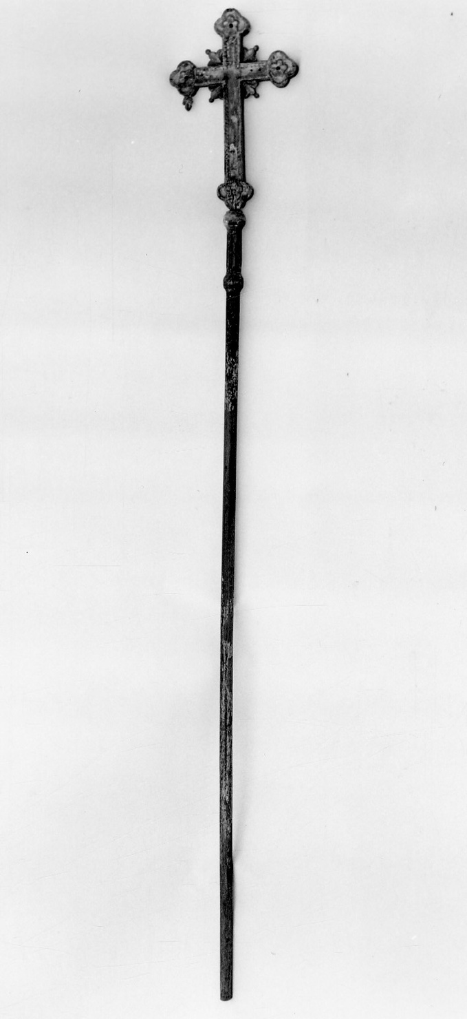 croce processionale, opera isolata - bottega piemontese (seconda metà sec. XVIII)
