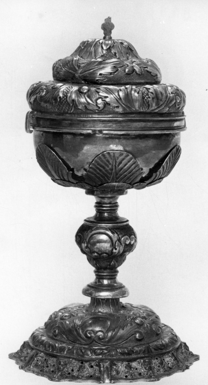 pisside, opera isolata - bottega piemontese (fine/inizio secc. XVIII/ XIX)