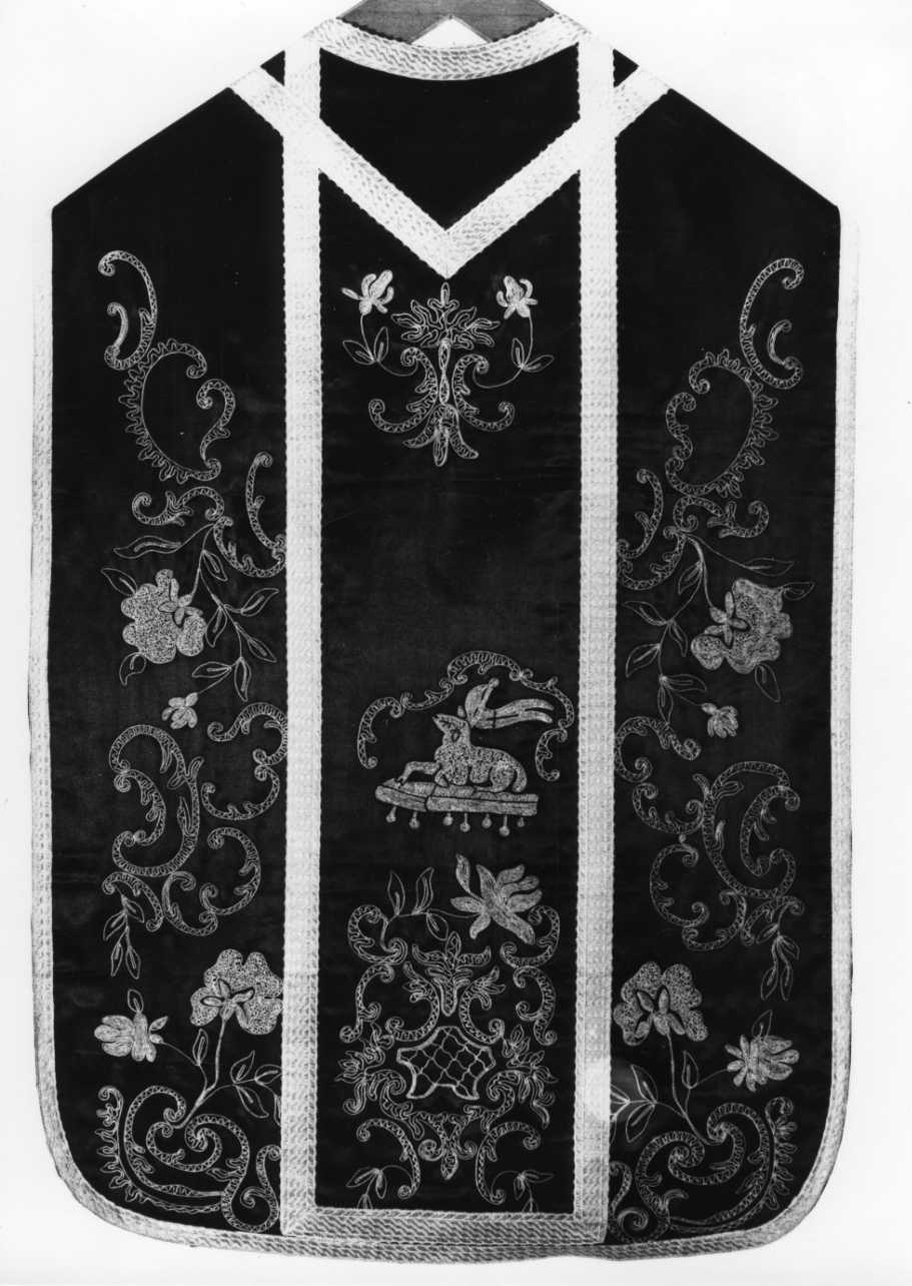 paramento liturgico, insieme - manifattura italiana (prima metà sec. XX)