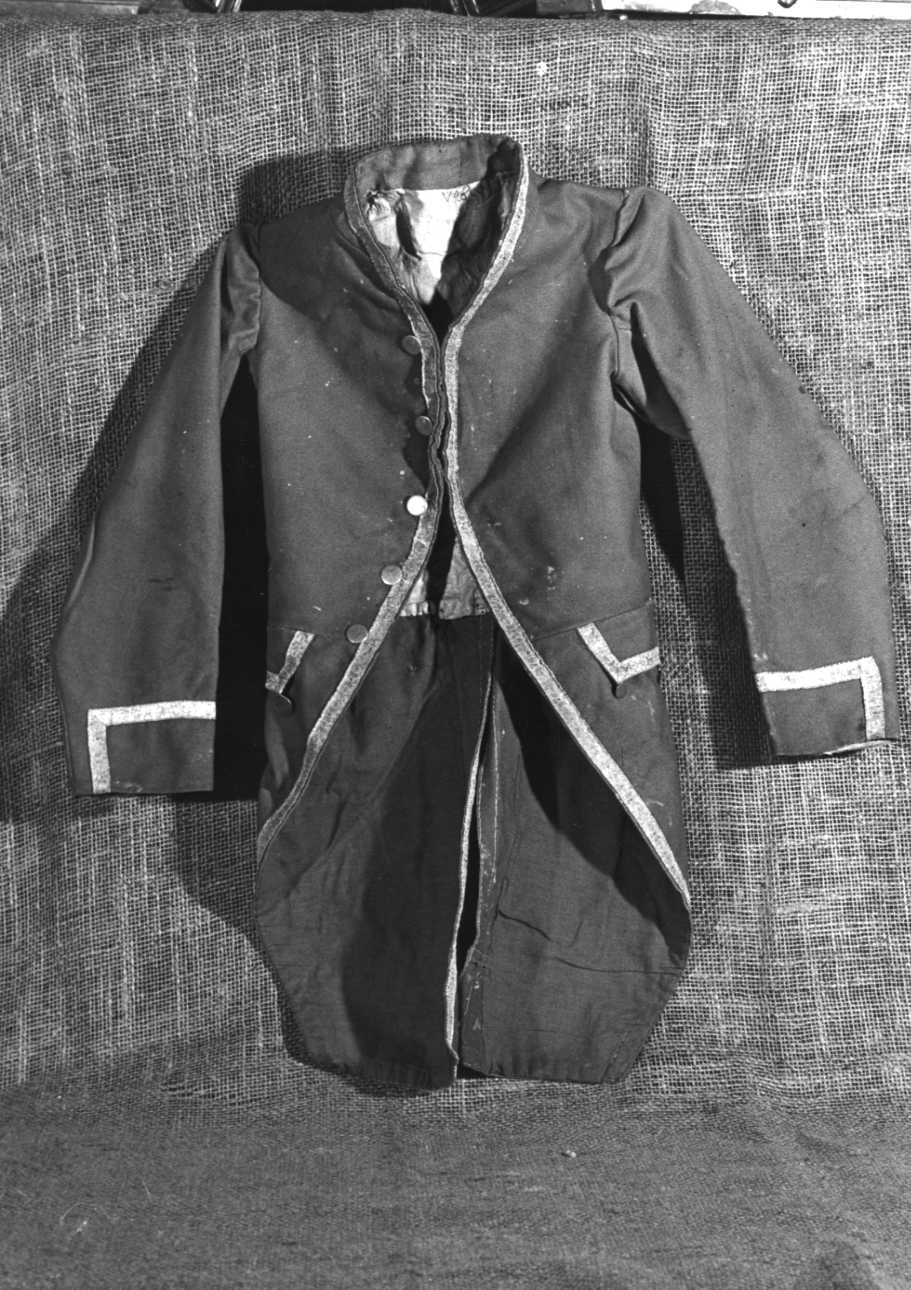 abito, serie - manifattura piemontese (terzo quarto sec. XIX)