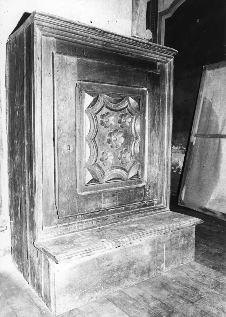 inginocchiatoio, opera isolata - bottega piemontese (prima metà sec. XVIII)