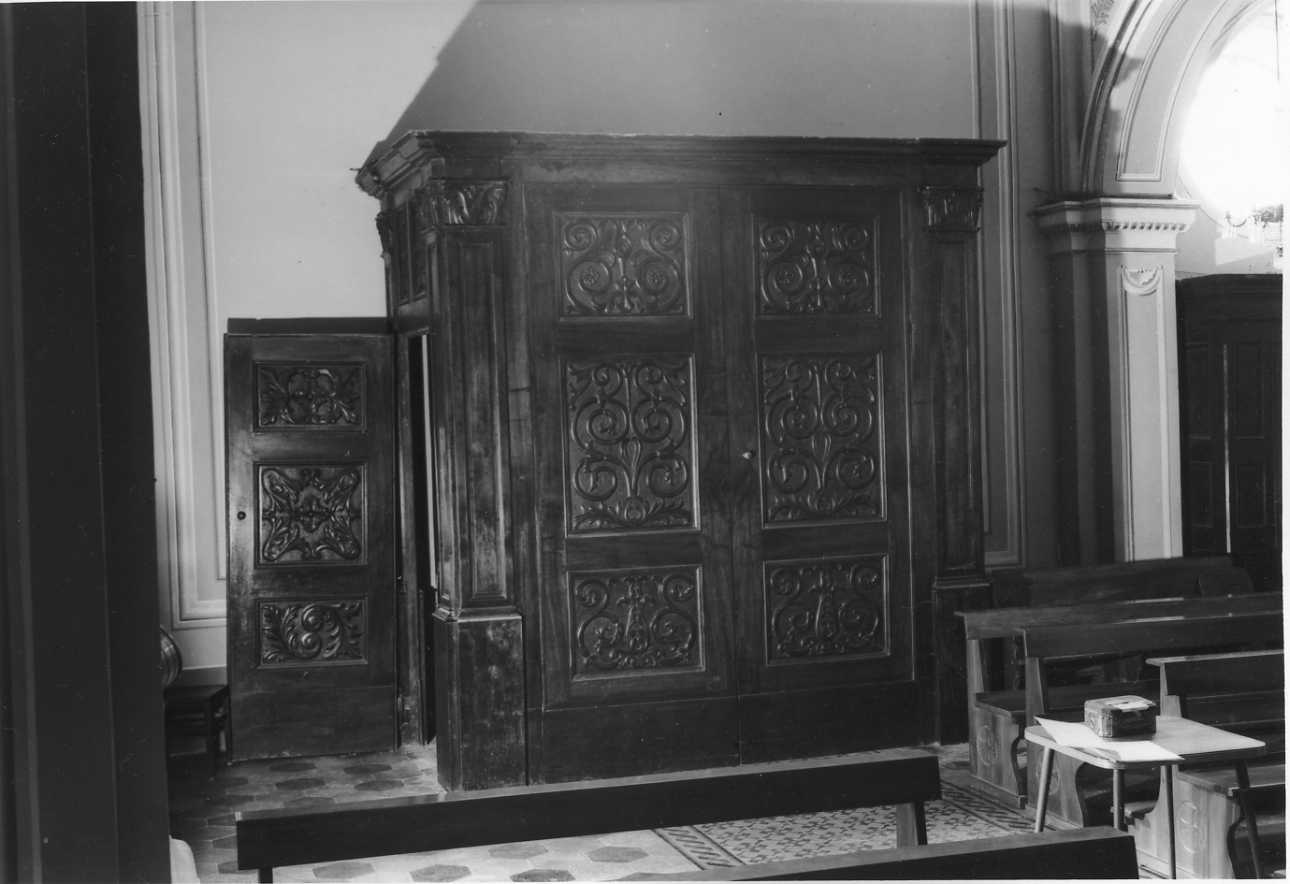 motivi decorativi a girali vegetali (bussola d'ingresso, opera isolata) - bottega cuneese (primo quarto sec. XIX)