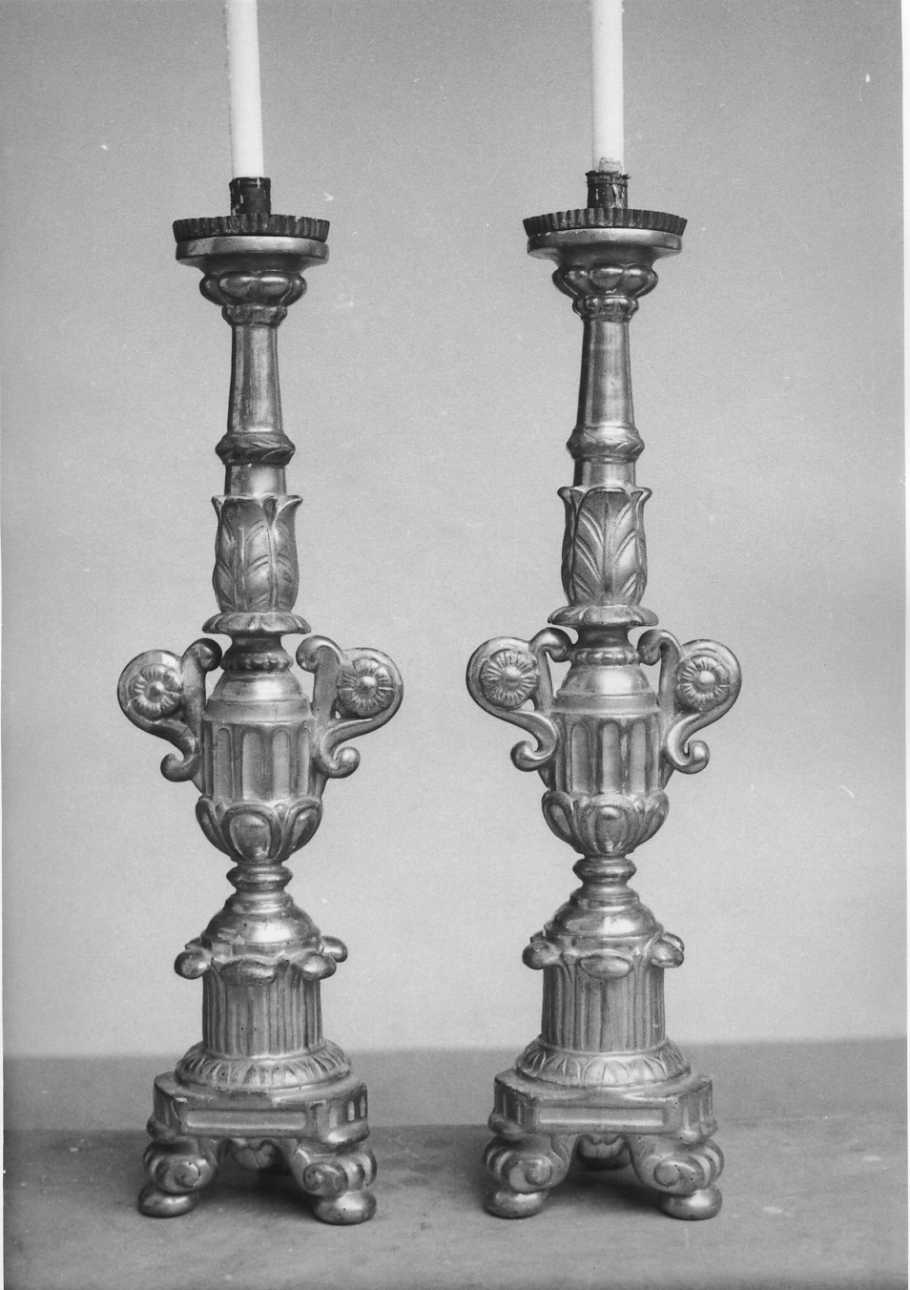 motivi decorativi vegetali stilizzati (candeliere, coppia) - bottega saluzzese (sec. XIX)