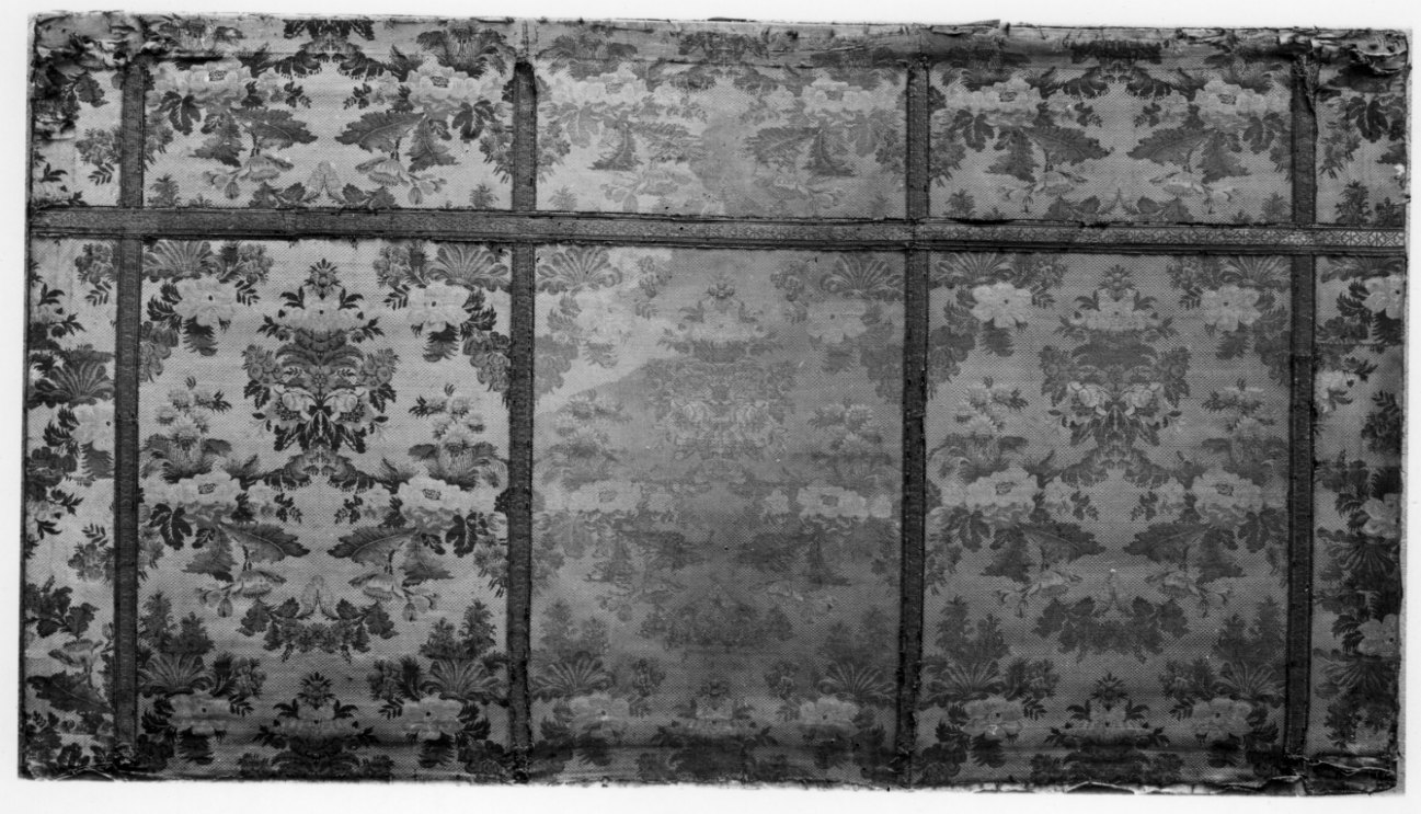 paliotto, opera isolata - manifattura francese (prima metà sec. XVIII)