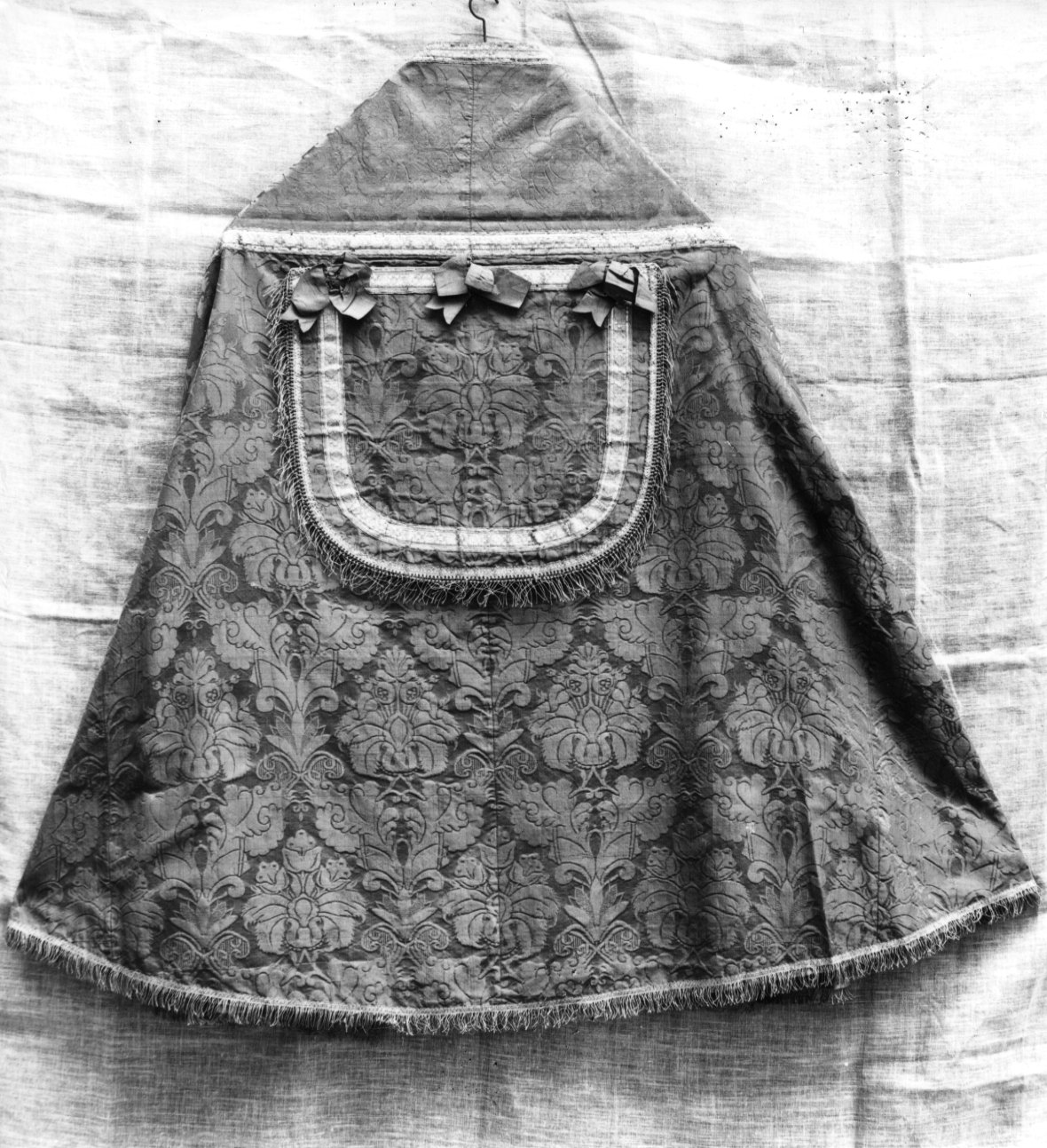 piviale, serie - manifattura italiana (sec. XIX)