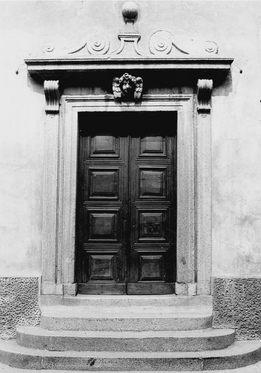 mostra di porta, opera isolata - bottega lombarda (ultimo quarto sec. XVII)