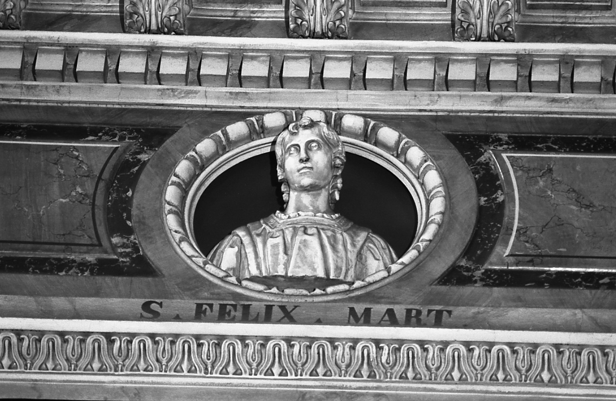 busto di San Felice (decorazione plastica, elemento d'insieme) di Argenti Giuseppe (terzo quarto sec. XIX)