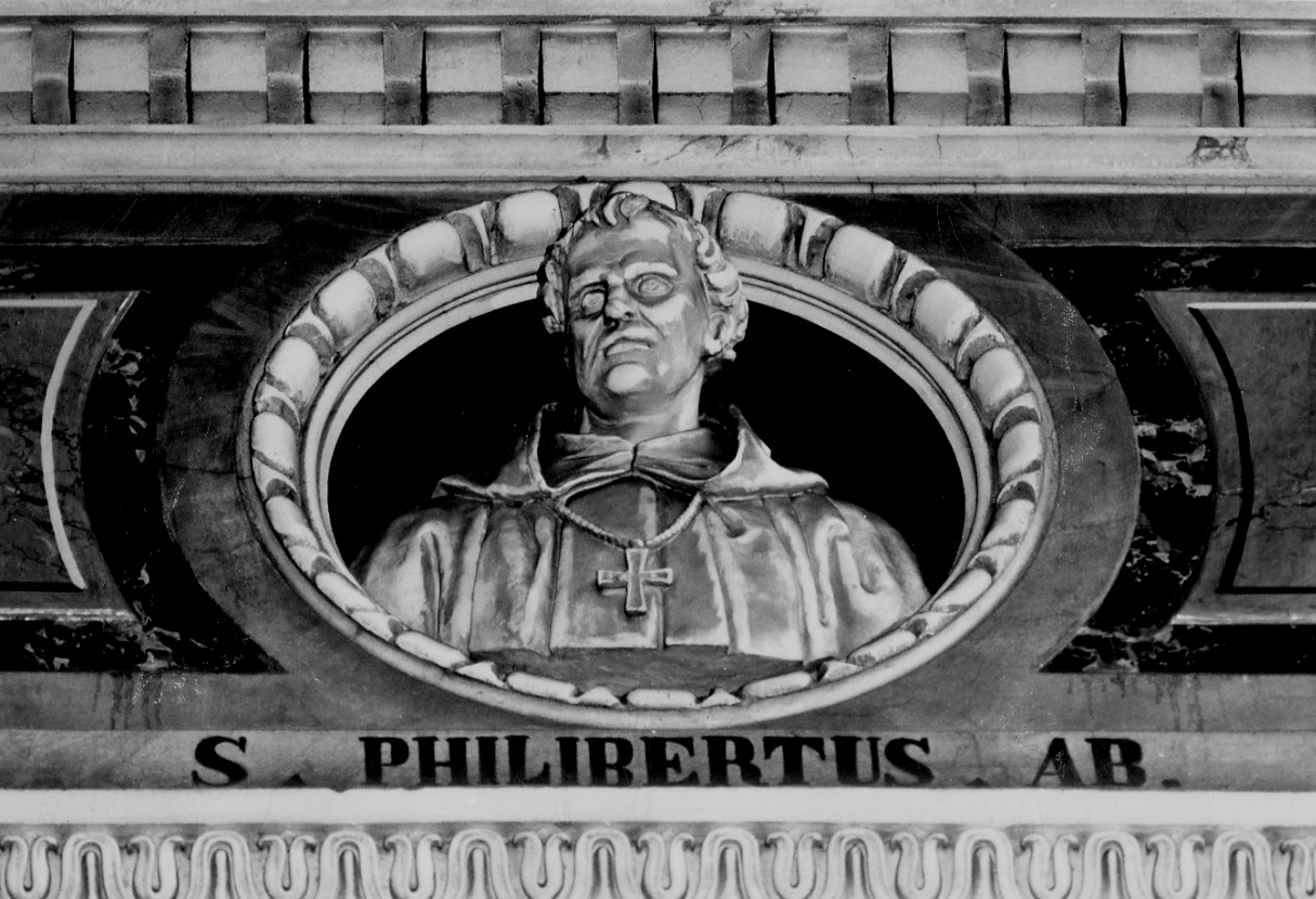 busto di San Filiberto (decorazione plastica, elemento d'insieme) di Argenti Giuseppe (terzo quarto sec. XIX)