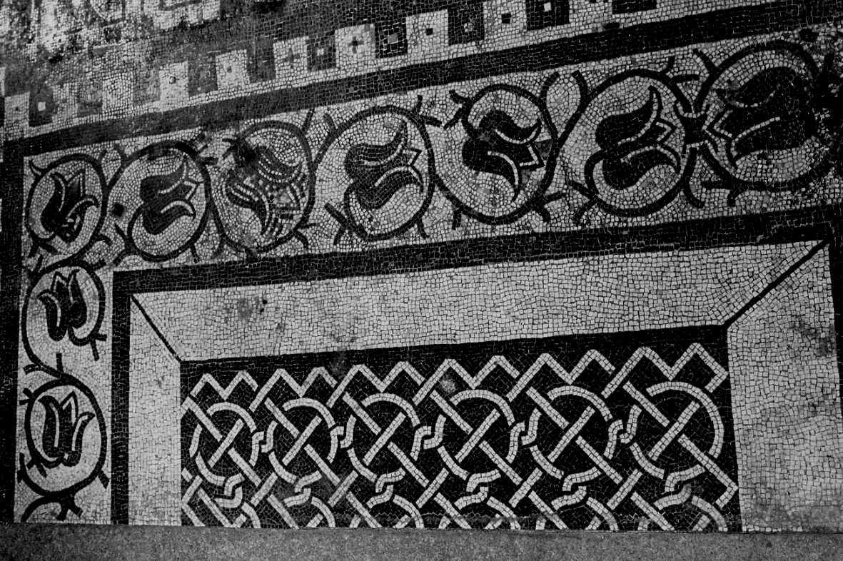 decorazione musiva, opera isolata - bottega padana (primo quarto sec. XII)