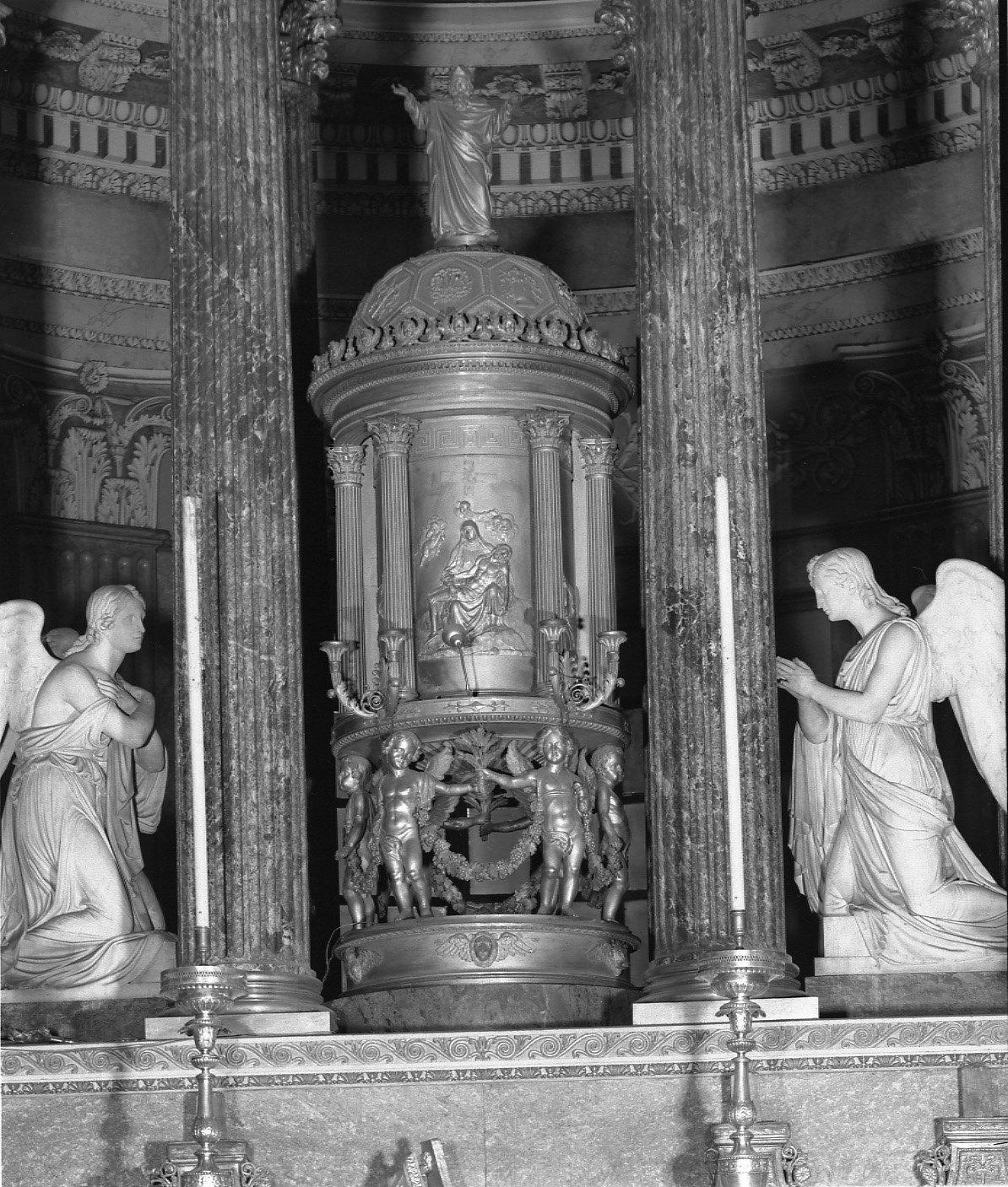 ciborio, insieme di Antonelli Alessandro, Conterio Bartolomeo, Magistrini Giuseppe (secondo quarto sec. XIX)