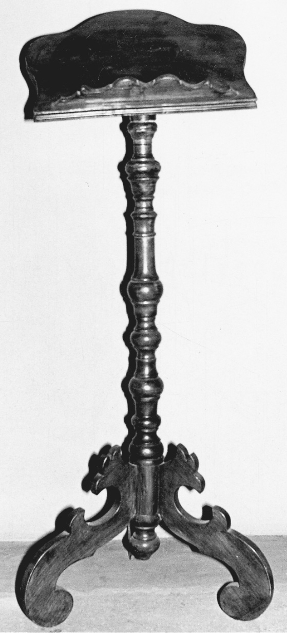 leggio, opera isolata - bottega novarese (fine/inizio secc. XVIII/ XIX)