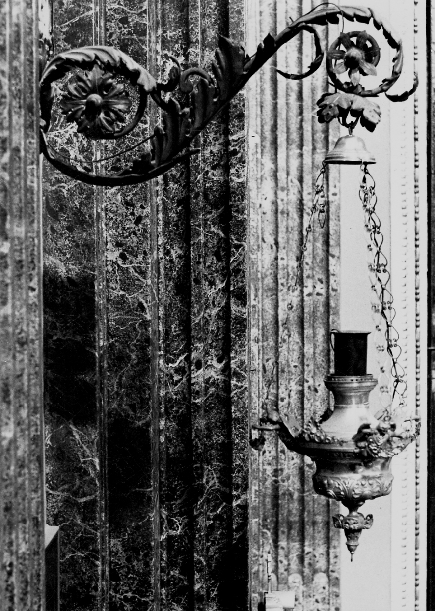 lampada pensile a vaso, coppia - bottega lombardo-piemontese (seconda metà sec. XIX)