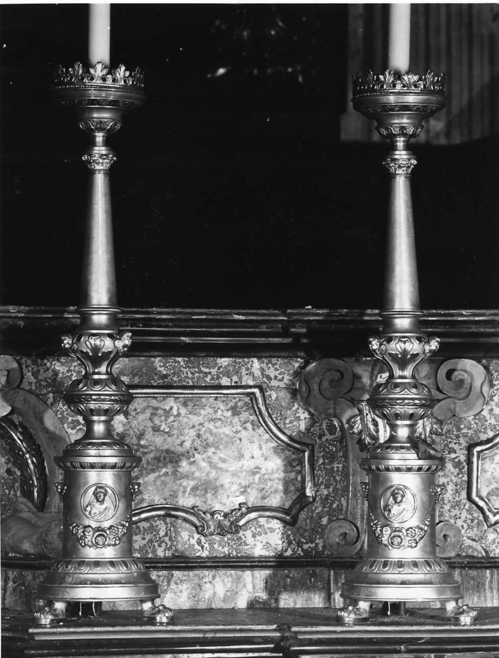 candeliere d'altare, serie - bottega novarese (primo quarto sec. XIX)