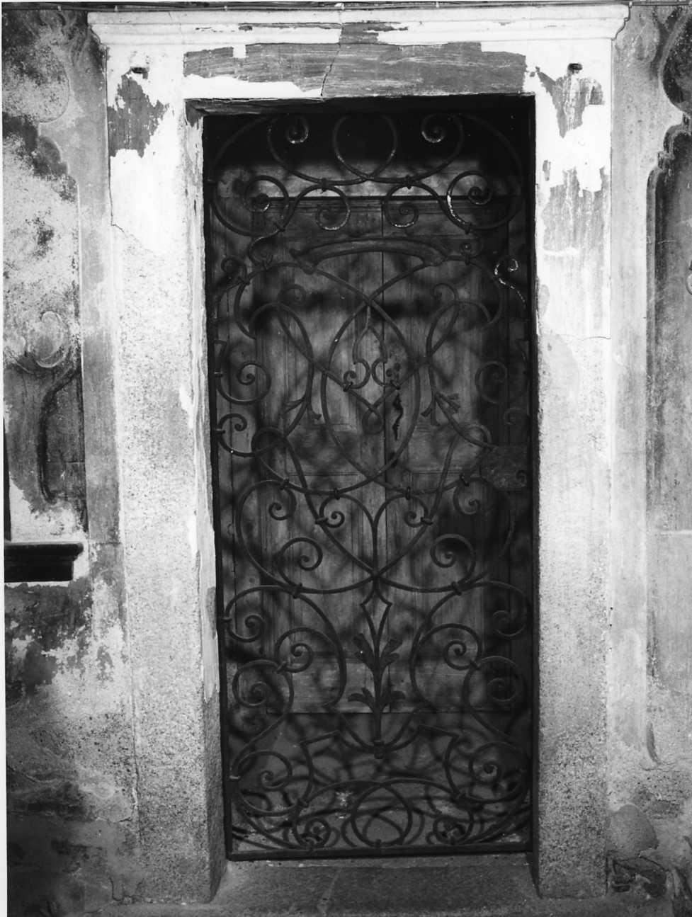 grata, serie - bottega novarese (seconda metà sec. XVII)