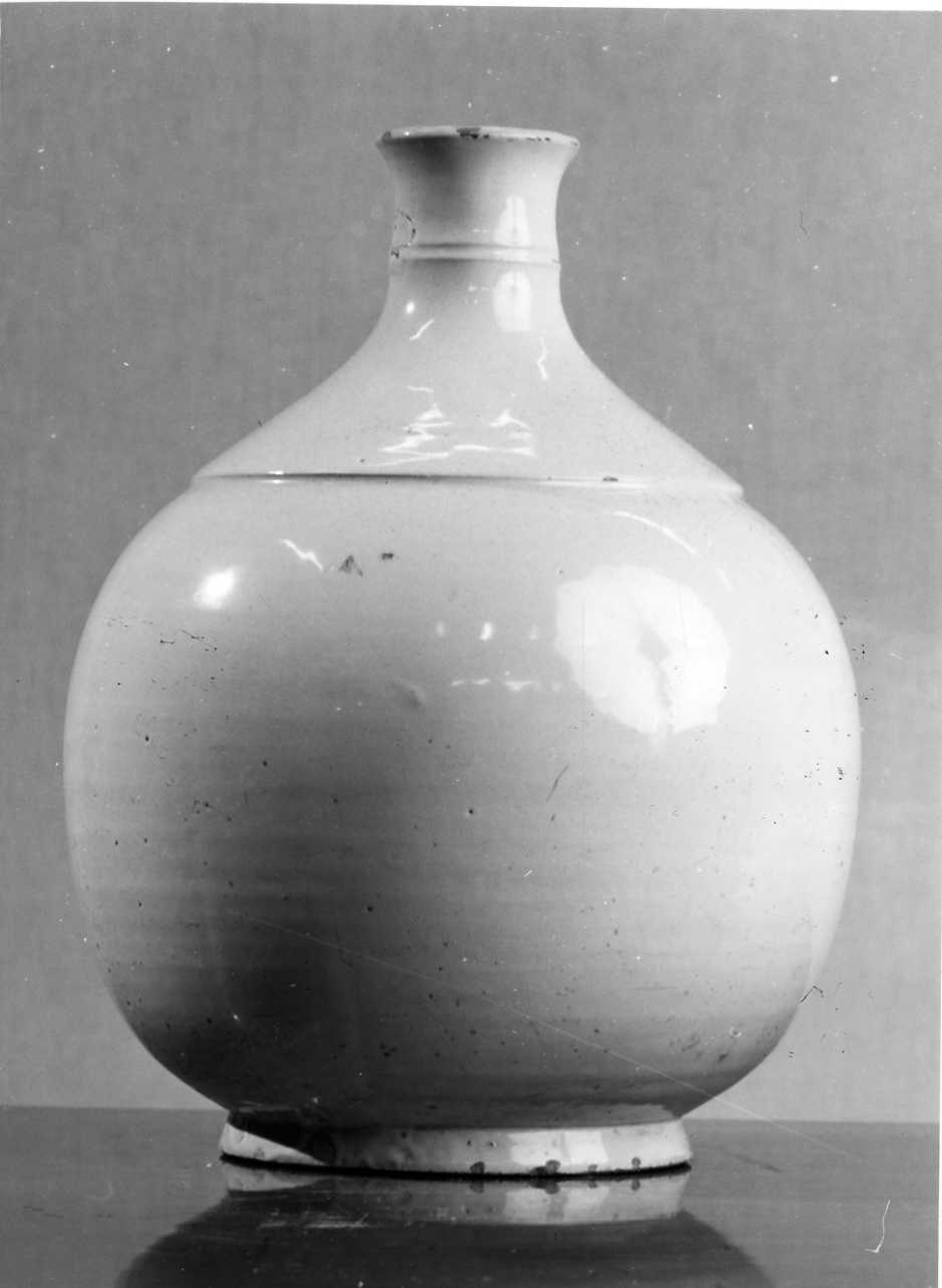 bottiglia, opera isolata - bottega lombarda (seconda metà sec. XVIII)