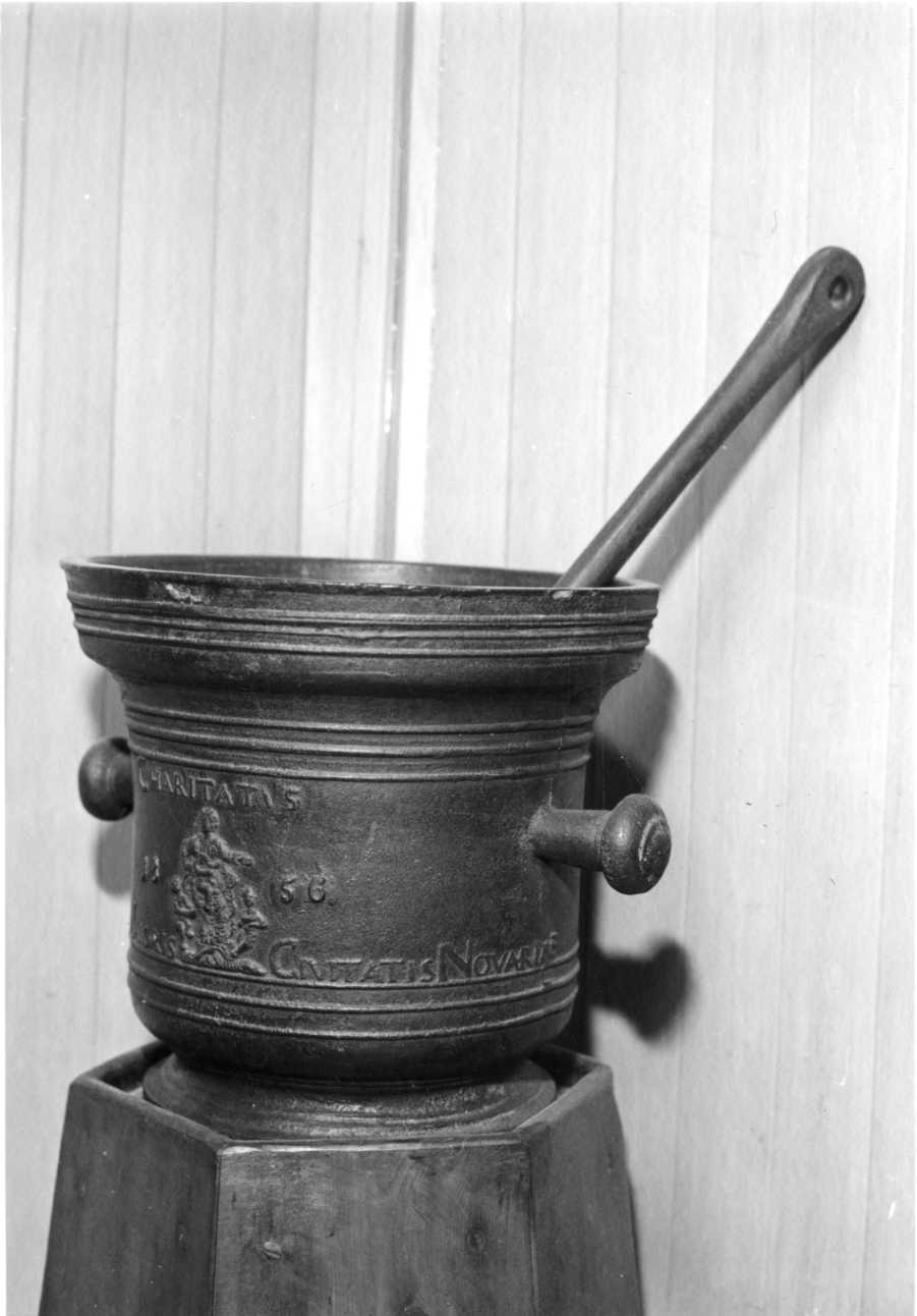 mortaio, opera isolata - bottega lombarda (terzo quarto sec. XIX)