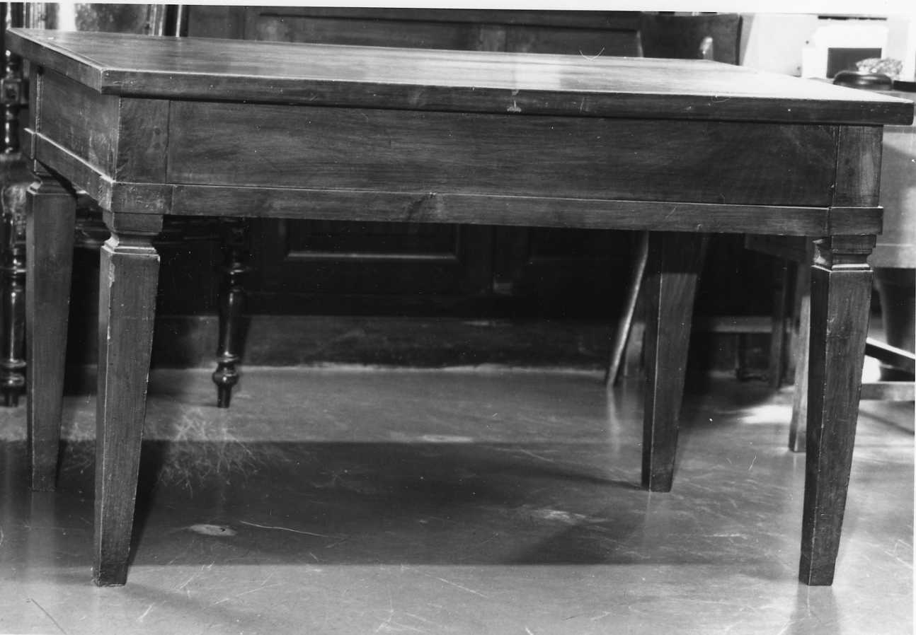 tavolo, serie - bottega novarese (ultimo quarto sec. XVIII)