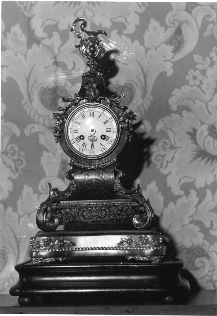 orologio - da mensola, opera isolata - bottega francese (ultimo quarto sec. XVIII)