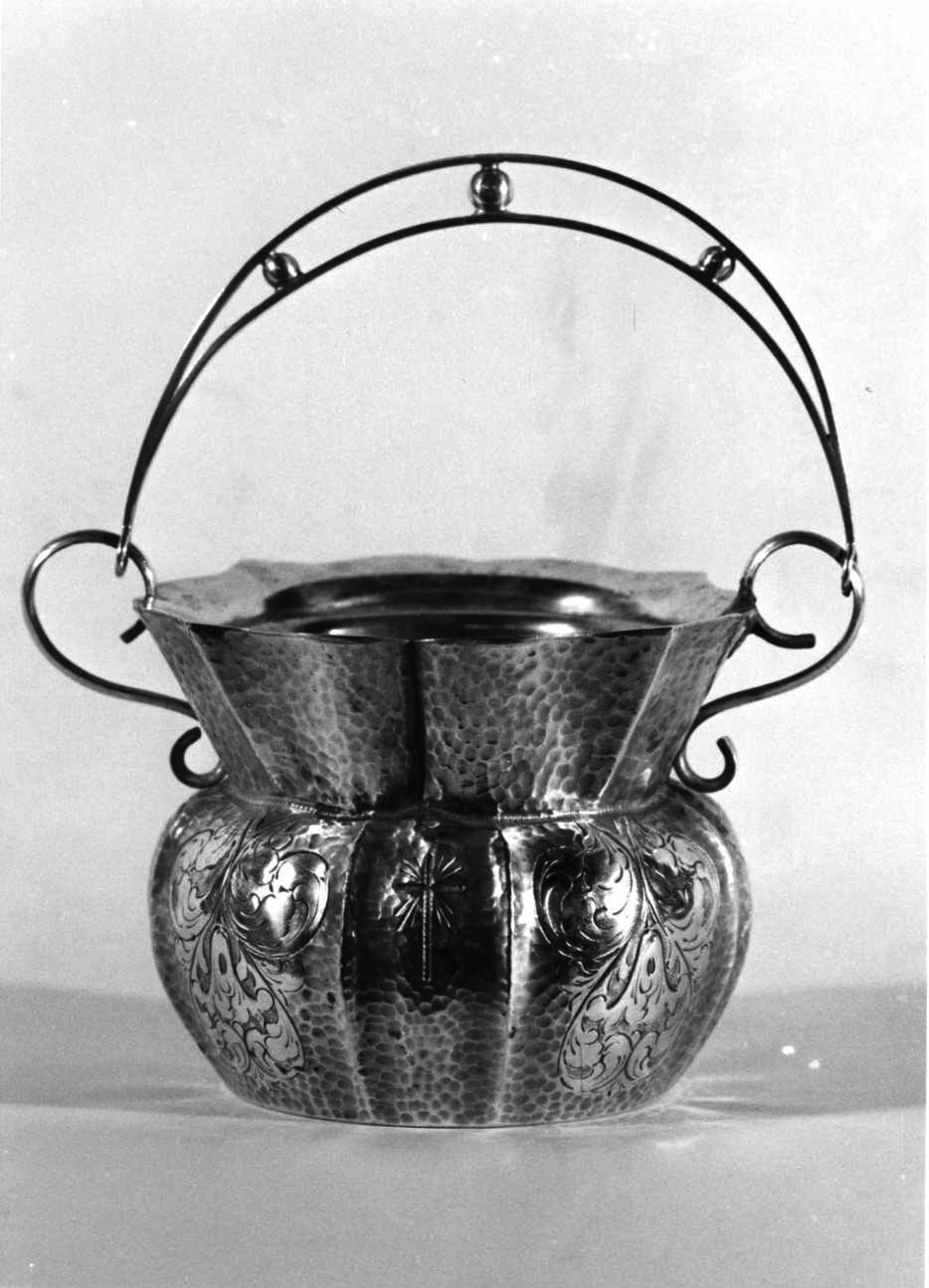 secchiello per l'acqua benedetta, opera isolata - bottega novarese (primo quarto sec. XX)