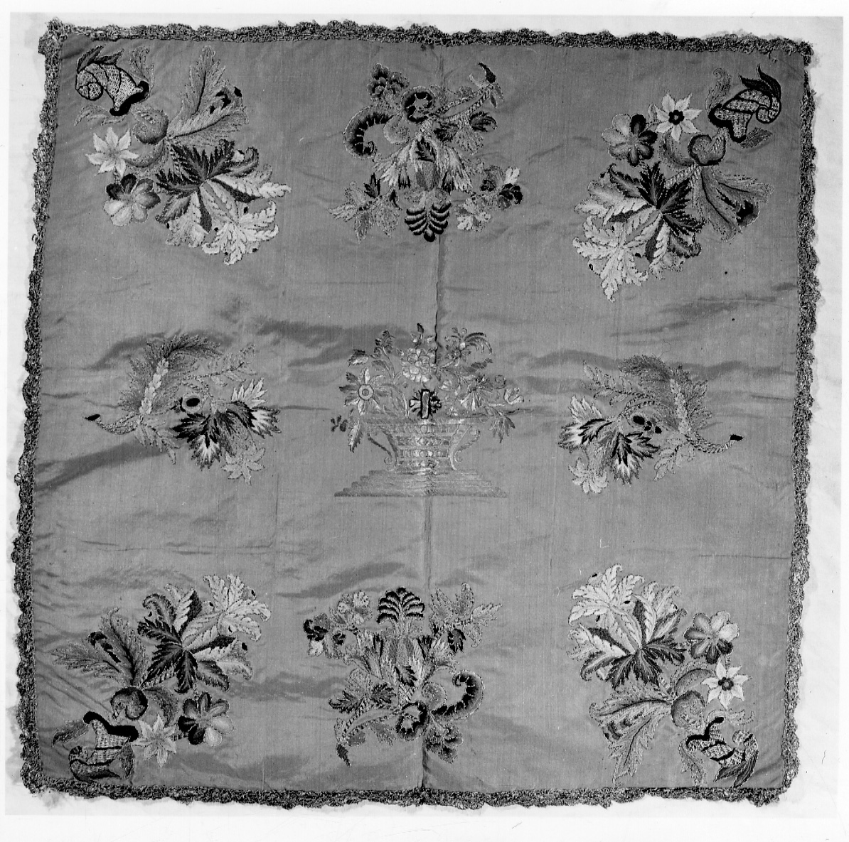 velo di calice, opera isolata - manifattura lombarda (metà sec. XVIII)