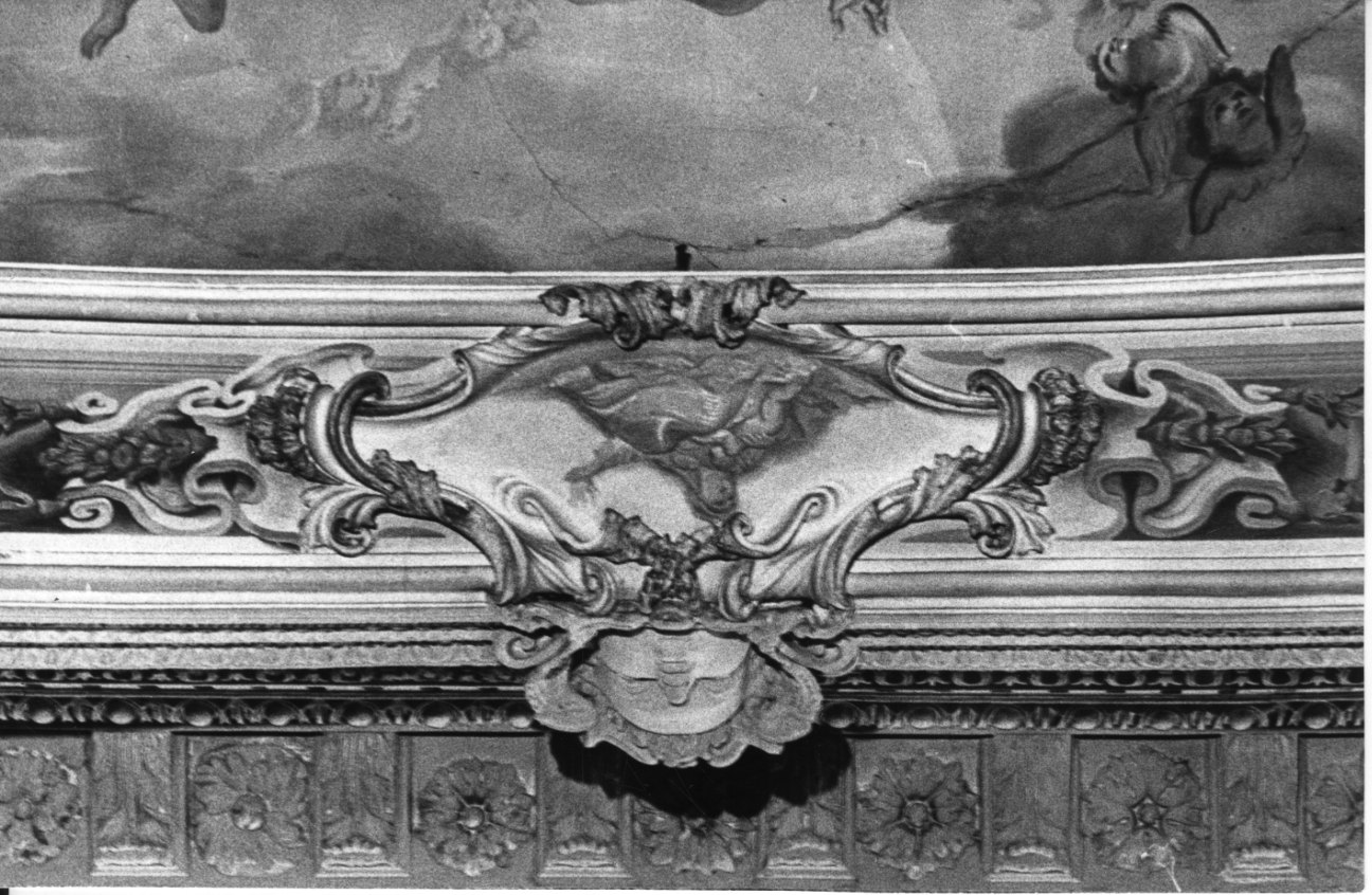 Carità (decorazione plastico-pittorica, elemento d'insieme) di Legnani Stefano Maria detto Legnanino (primo quarto sec. XVIII)
