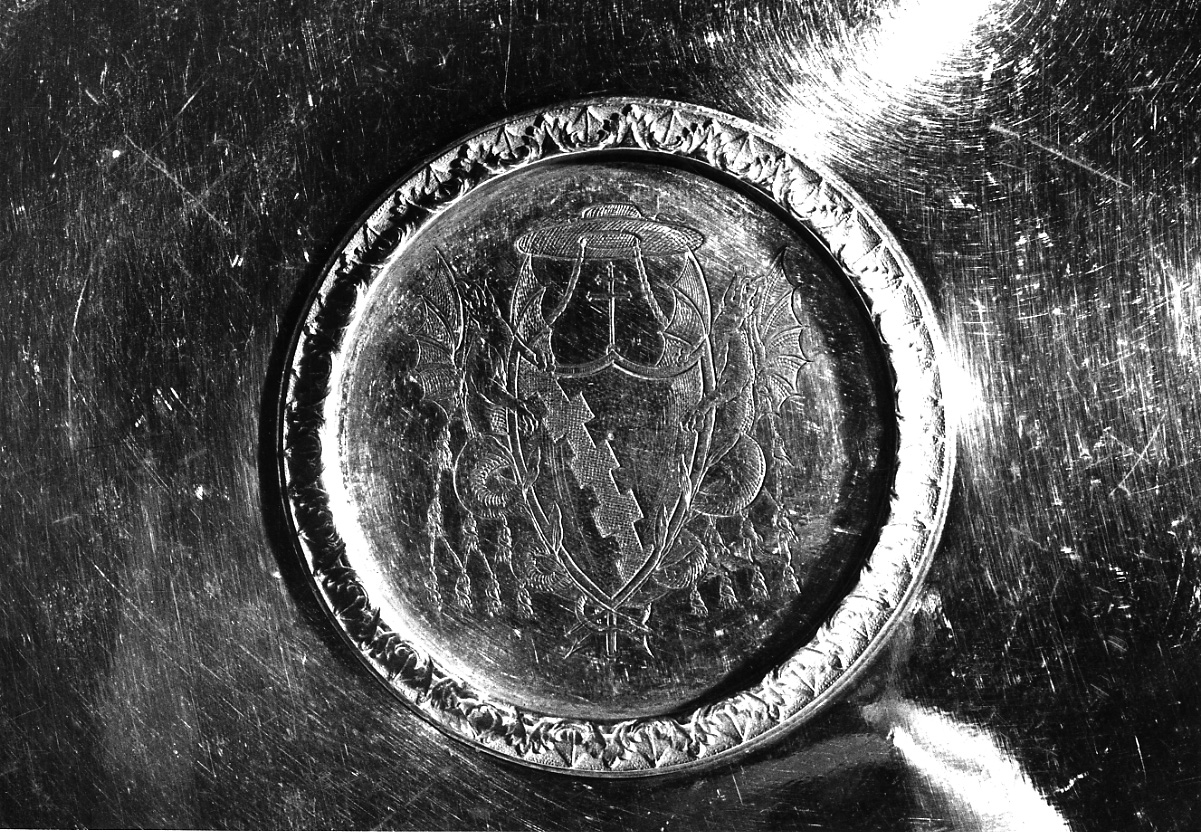 bacile, elemento d'insieme - bottega romana (prima metà sec. XIX)