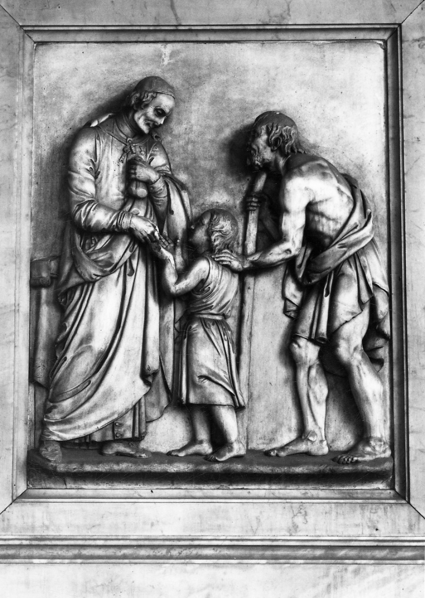 don Filippo Albera distibuisce l'elemosina ai poveri (rilievo, elemento d'insieme) di Argenti Giuseppe (seconda metà sec. XIX)