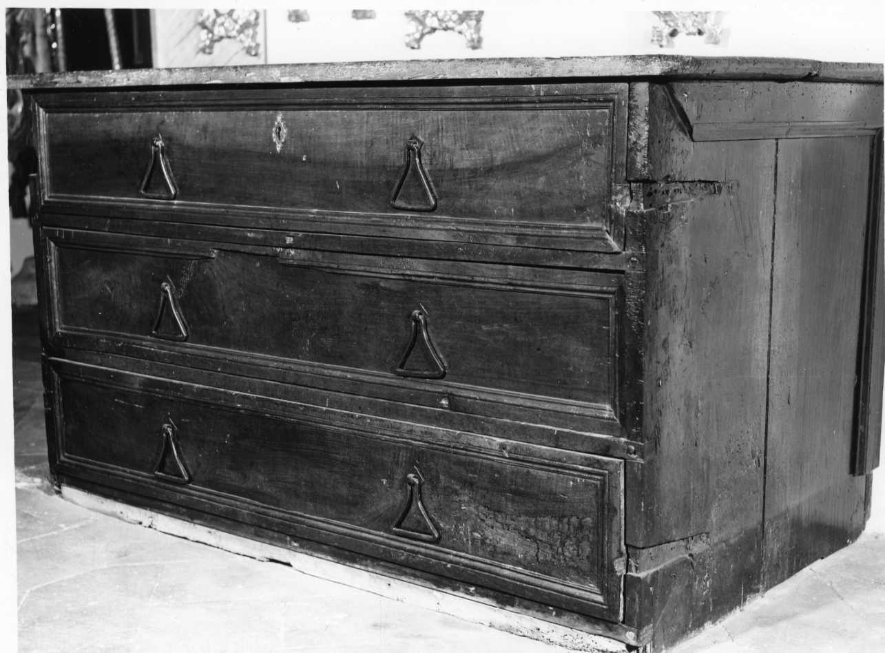 cassettone, opera isolata - bottega novarese (sec. XIX)