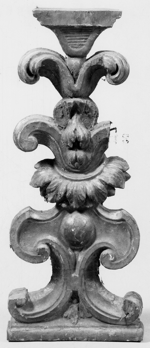 decorazione a intaglio, opera isolata - bottega piemontese (metà sec. XIX)