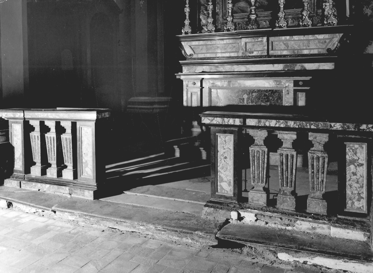 balaustrata di cappella, serie di Martinelli Antonio (attribuito) (primo quarto sec. XX)