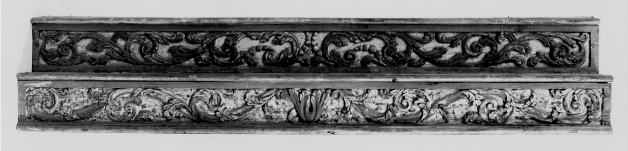 gradino d'altare, opera isolata - bottega della Val Susa (prima metà sec. XVIII)