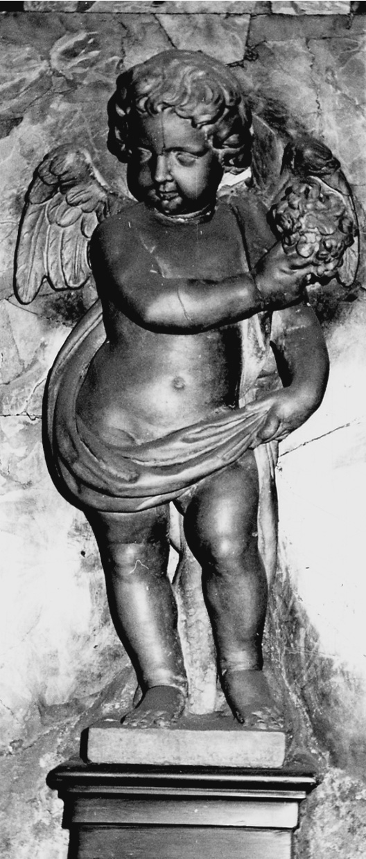 angioletto con fiori (statua, elemento d'insieme) di Carlone Tommaso (terzo quarto sec. XVII)
