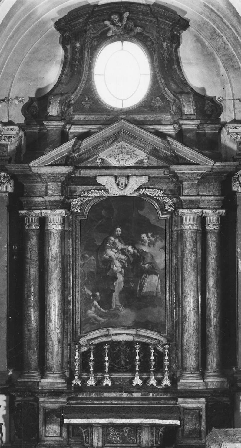 altare, opera isolata di Parodi Giovanni Battista (metà sec. XVIII)
