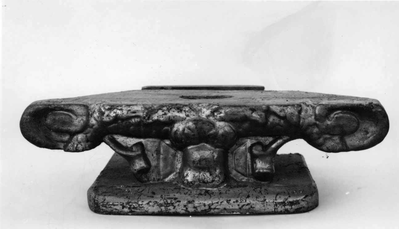 gradino d'altare, opera isolata - bottega piemontese (prima metà sec. XVIII)