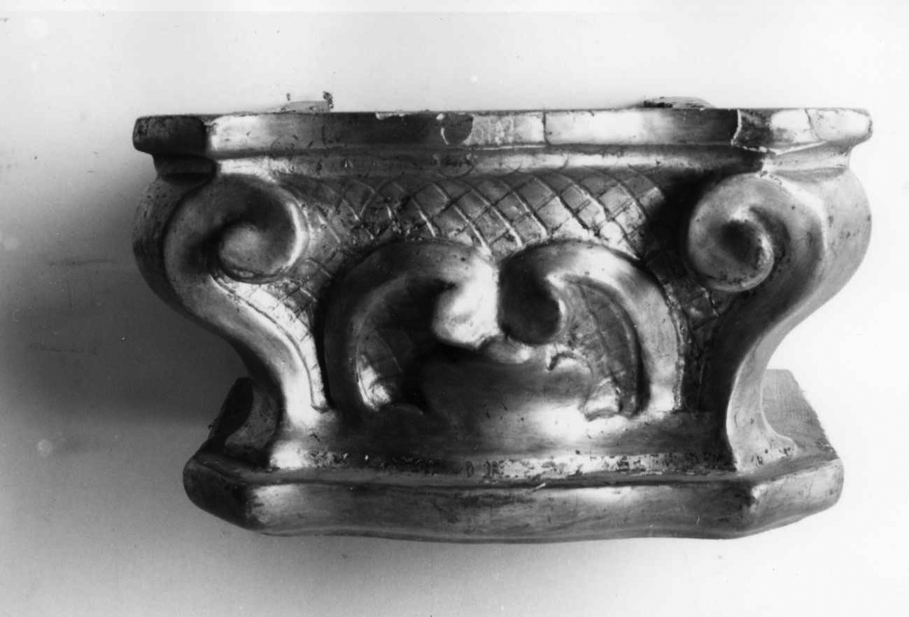 gradino d'altare, opera isolata - bottega piemontese (prima metà sec. XVIII)