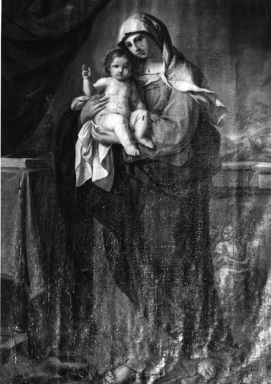 Madonna con Bambino (pala d'altare, opera isolata) di Buccinelli Eugenio (secondo quarto sec. XIX)