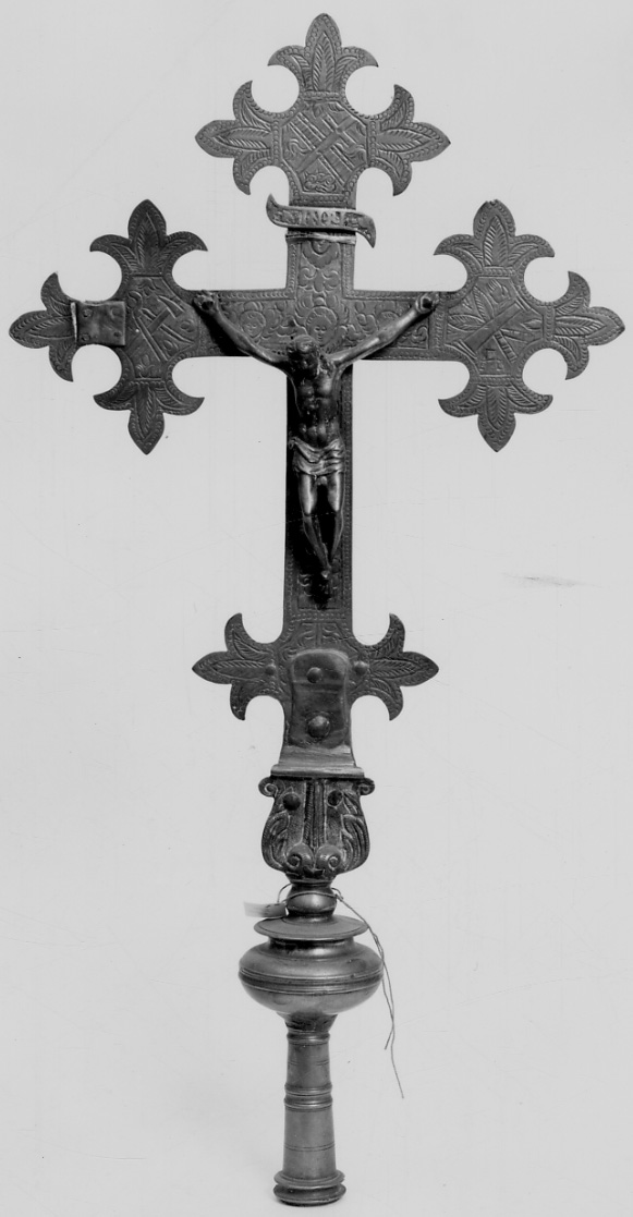 croce processionale, insieme - bottega Italia nord-occidentale (primo quarto sec. XX)