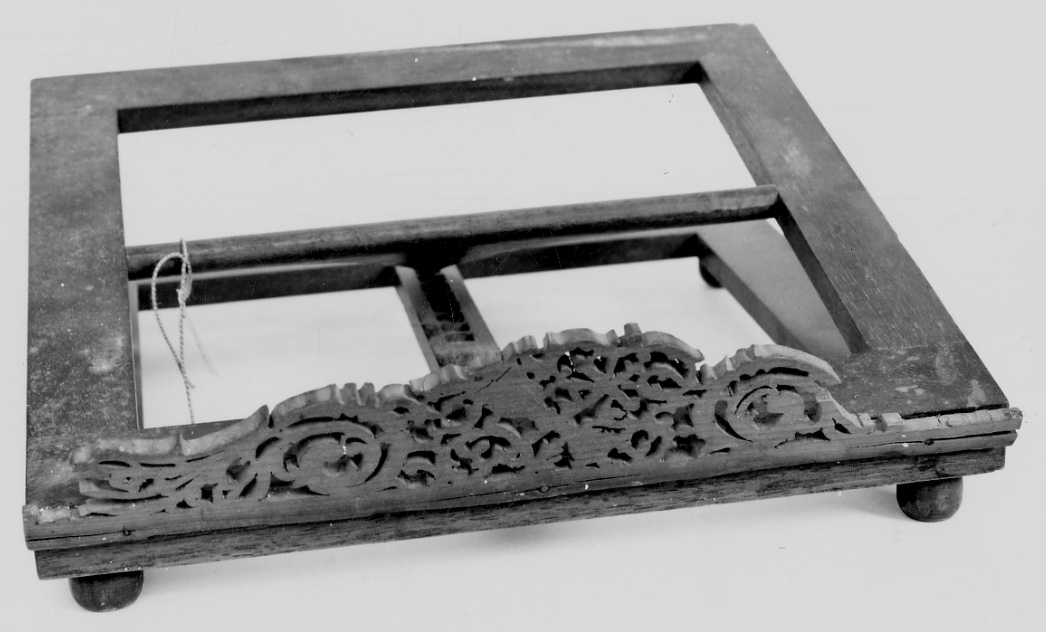 leggio d'altare, opera isolata - bottega della Val Susa (prima metà sec. XIX, sec. XX)