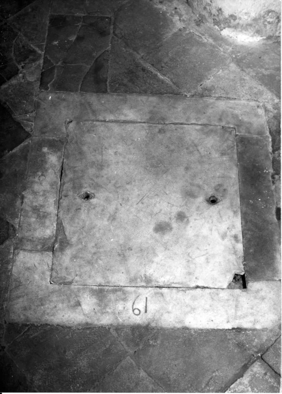 lastra tombale, opera isolata - bottega piemontese (sec. XVII)