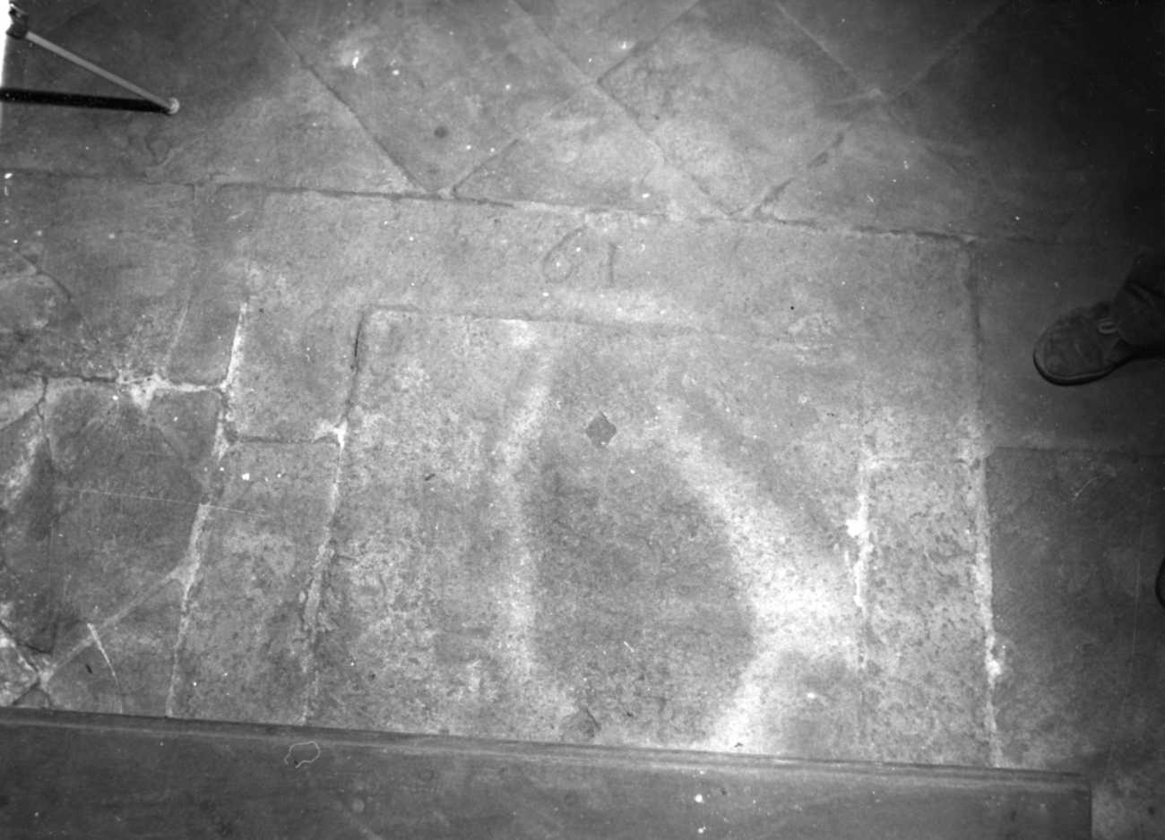 lastra tombale, opera isolata - bottega piemontese (sec. XVII)