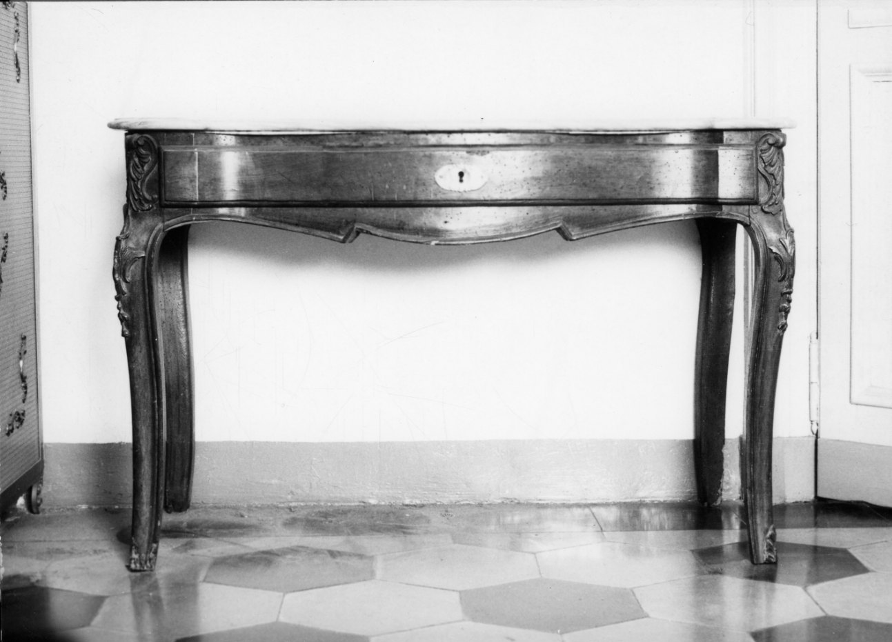 console, opera isolata - bottega piemontese (metà sec. XVIII)