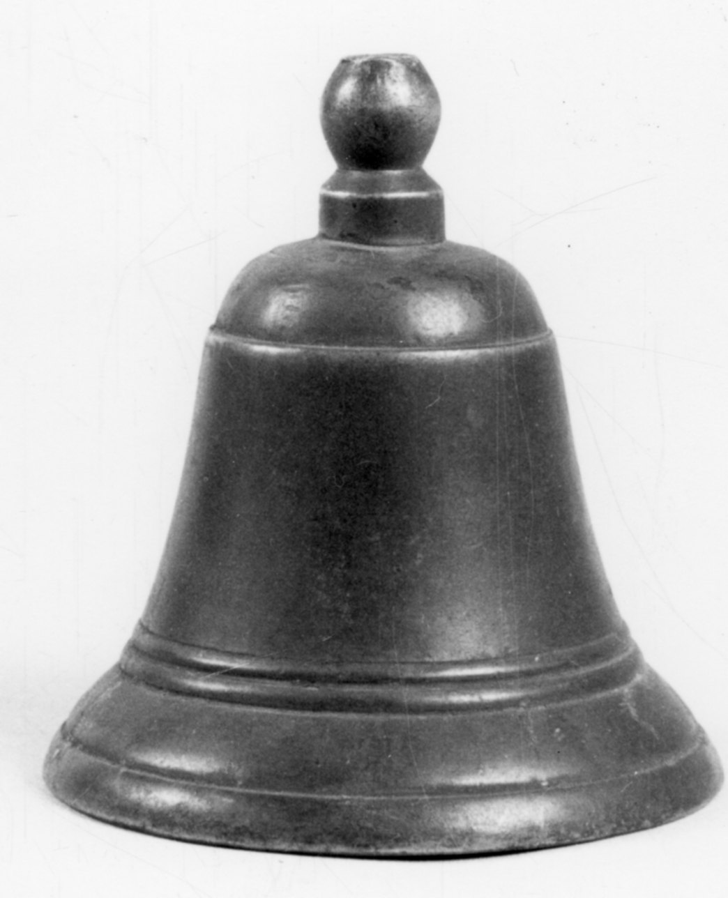 campanello, opera isolata - bottega piemontese (prima metà sec. XIX)