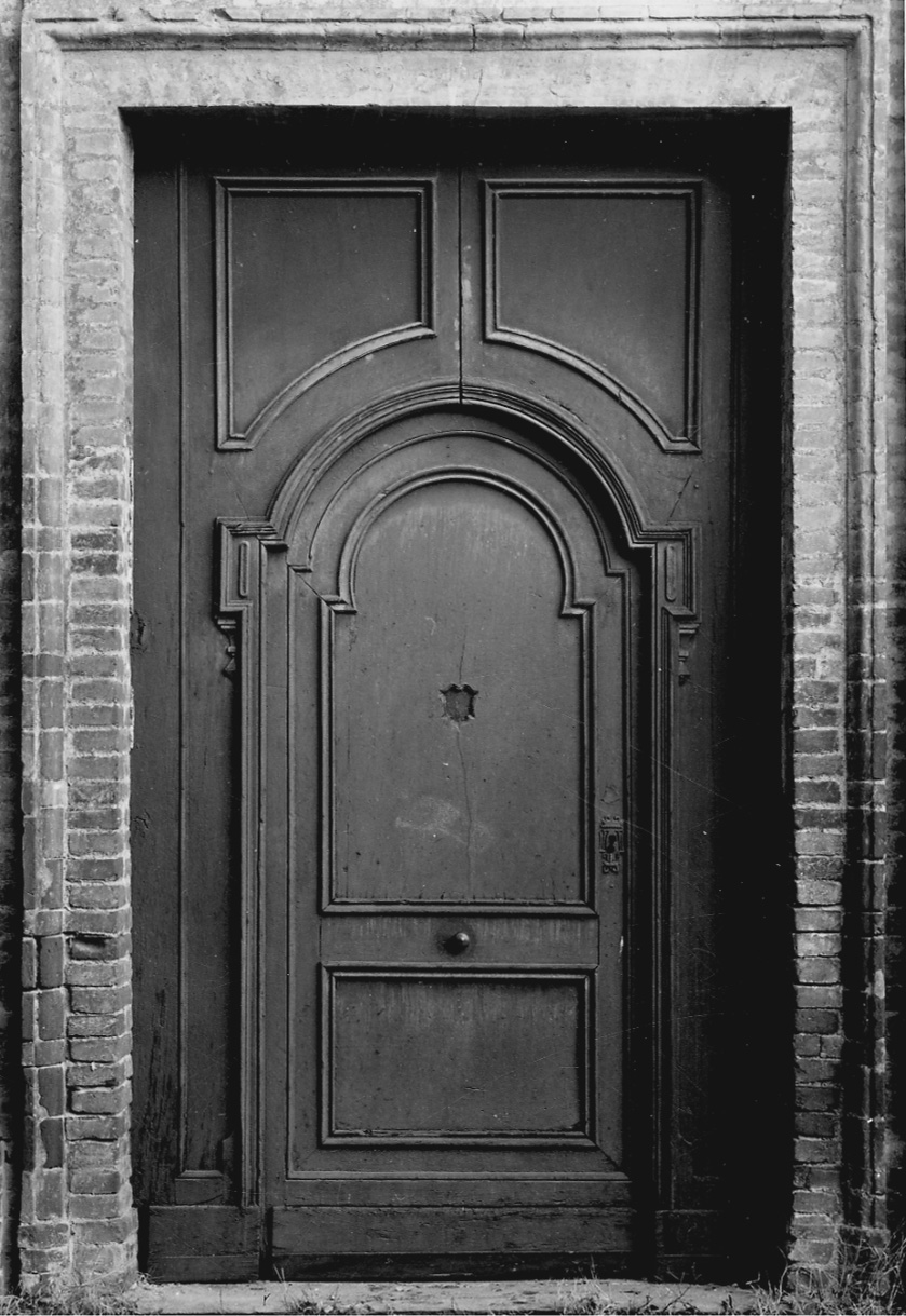 portone, opera isolata - bottega piemontese (secondo quarto sec. XIX)