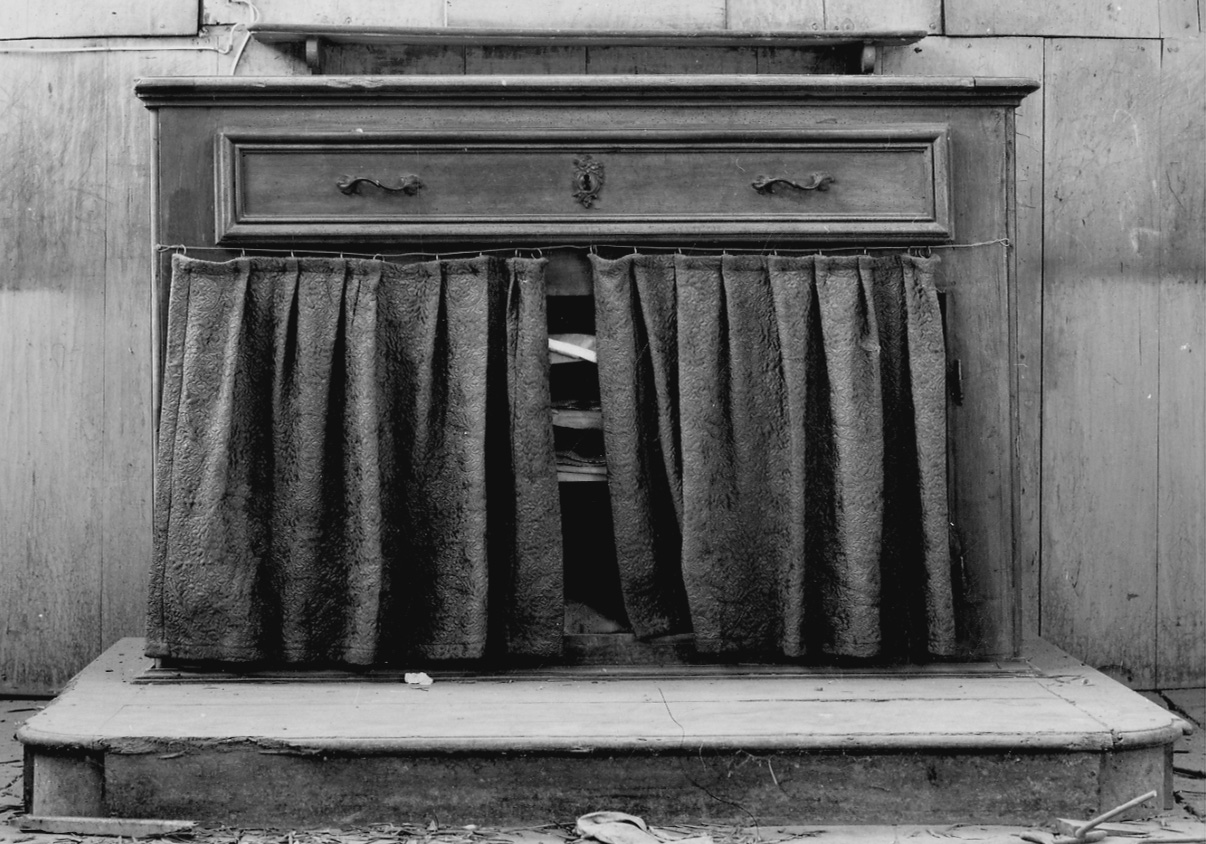 mobile, opera isolata - bottega piemontese (primo quarto sec. XX)