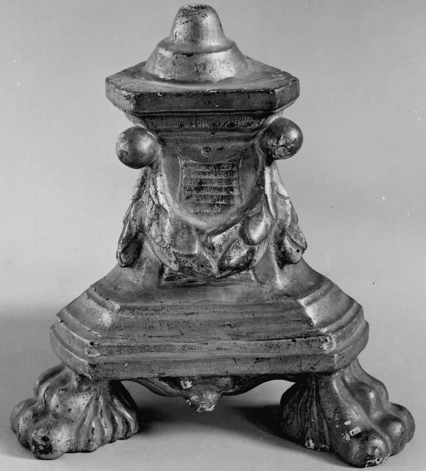 candeliere, frammento - bottega piemontese (ultimo quarto sec. XVIII)