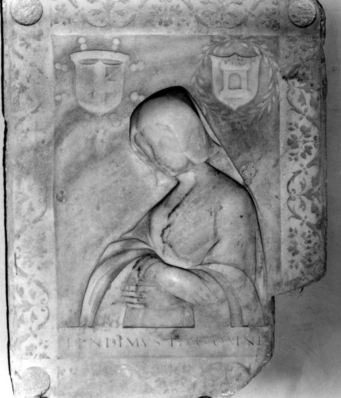 ritratto funebre di Libera Portineri (lastra tombale, opera isolata) - bottega francese (primo quarto sec. XVI)