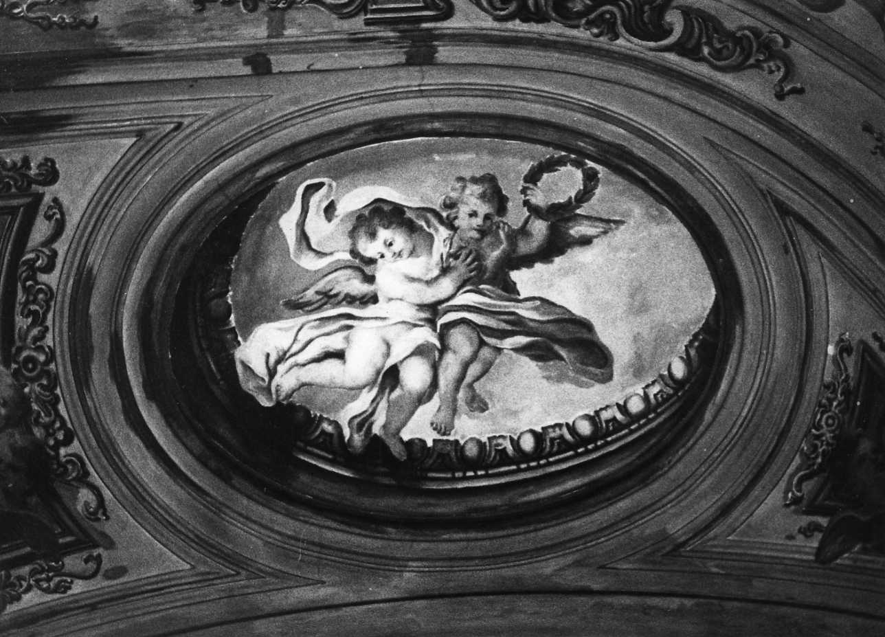angeli con corona di alloro (dipinto, elemento d'insieme) di Milocco Michele Antonio (seconda metà sec. XVIII)