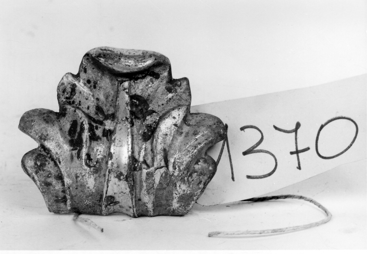 architrave, frammento - bottega piemontese (prima metà sec. XIX)