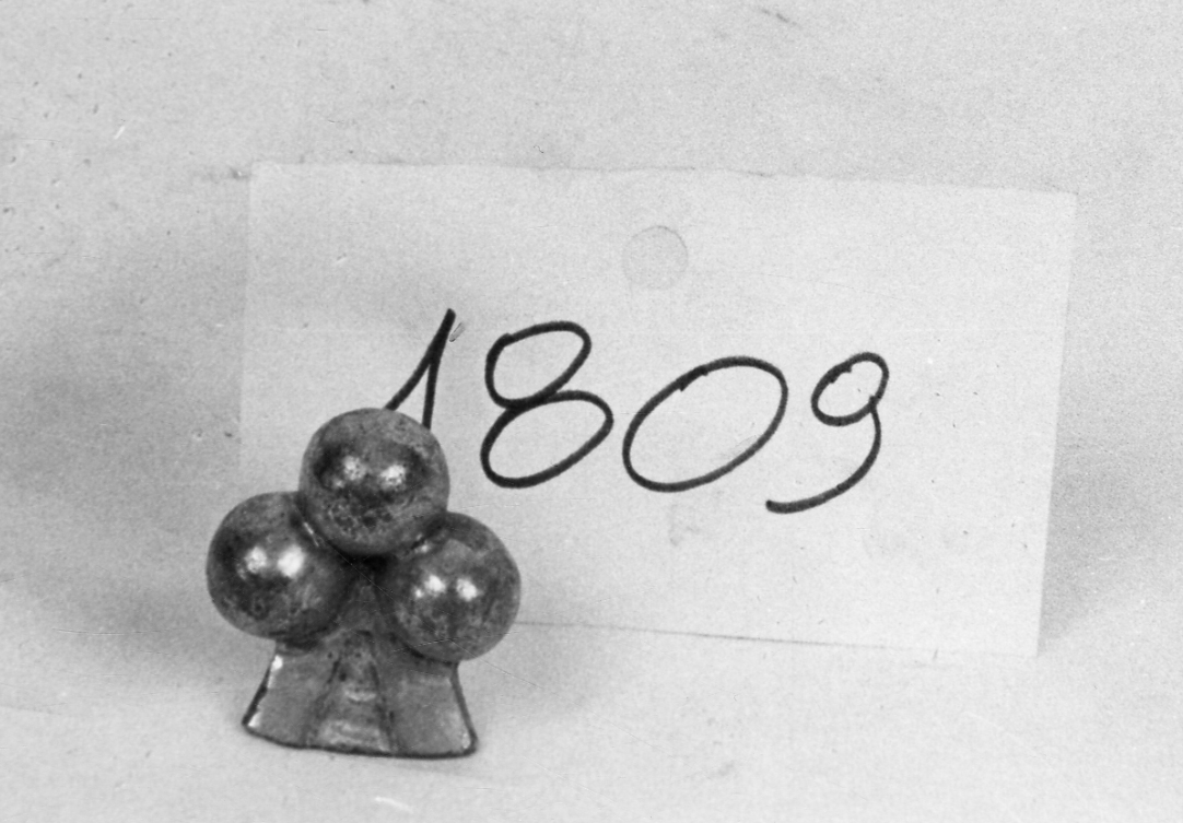 decorazione plastica, frammento - bottega piemontese (prima metà sec. XIX)