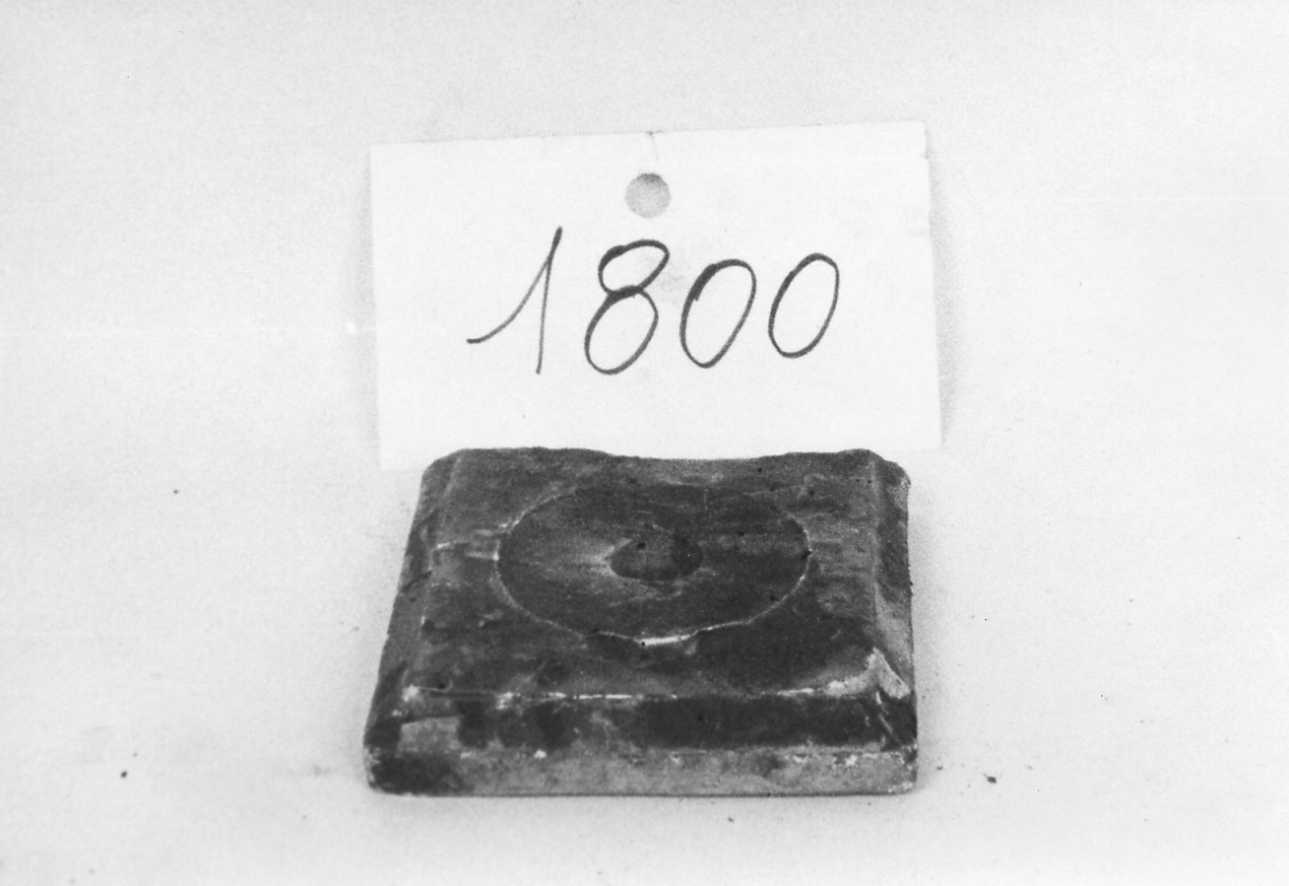 base, serie - bottega piemontese (prima metà sec. XIX)